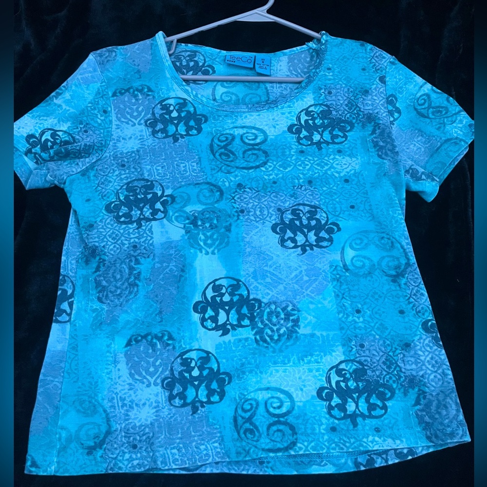medium, vintage tee